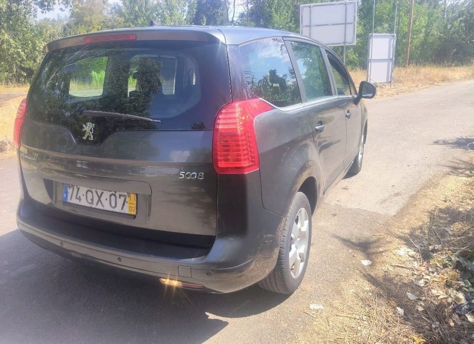 Peugeot 5008 (distribuição mudada )