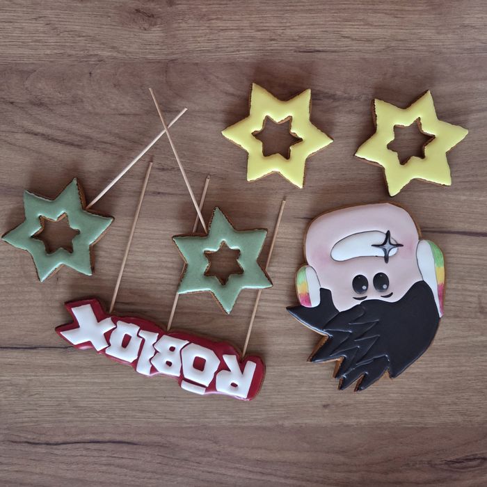 Toppery z piernika na tort Roblox