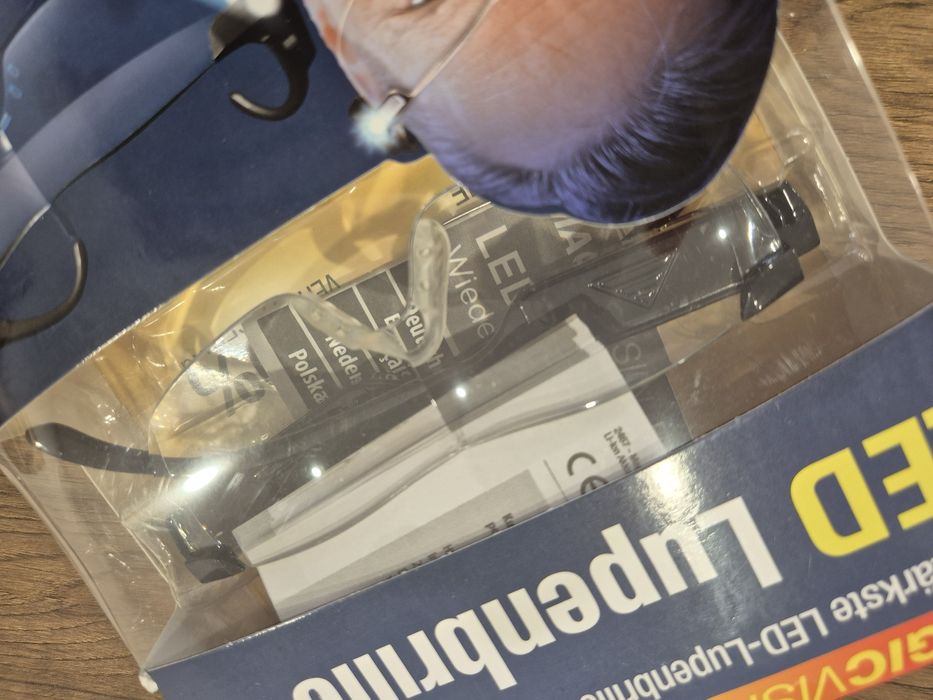 Óculos de Aumento com LED