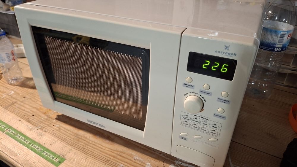 Dois Microondas (conjunto)