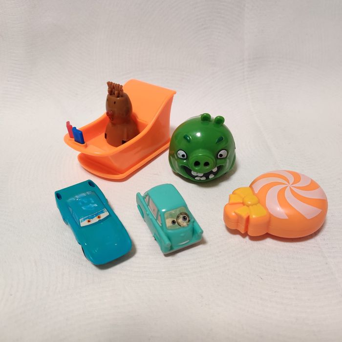 Комплект іграшкових машинок 11 шт