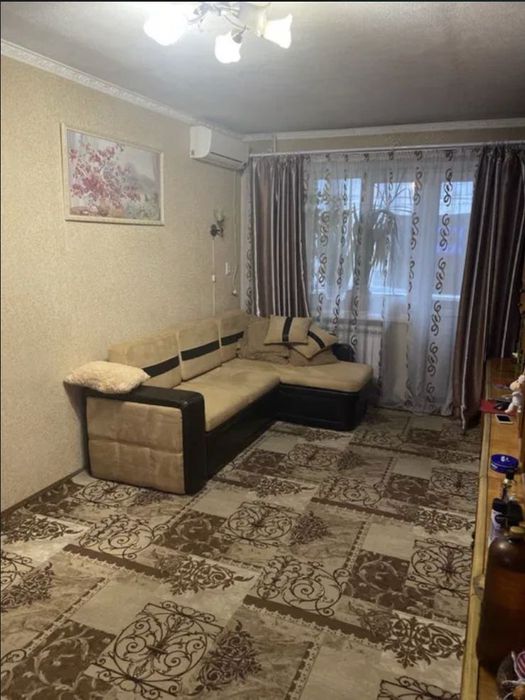 Продам 3к квартиру ул. Новоорловская 22 (район пр. Ивана Мазепы)