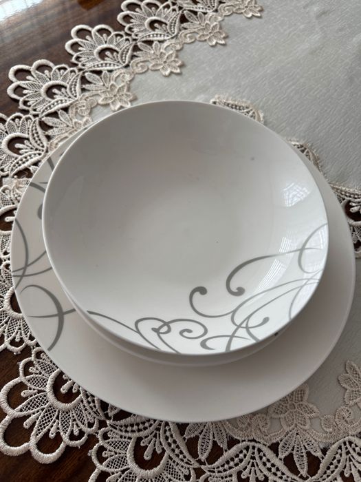 Zastawa stołowa na 12 osób