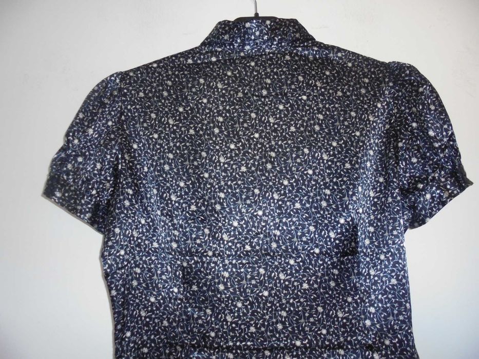 Blusa de mulher da marca MNG