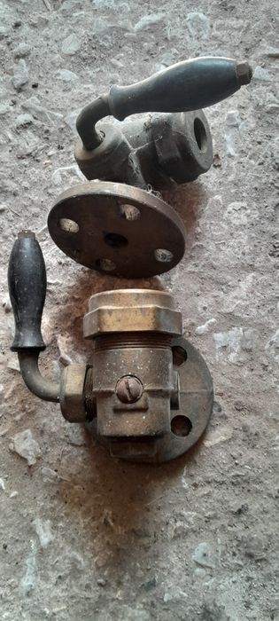 Запірні пристрої