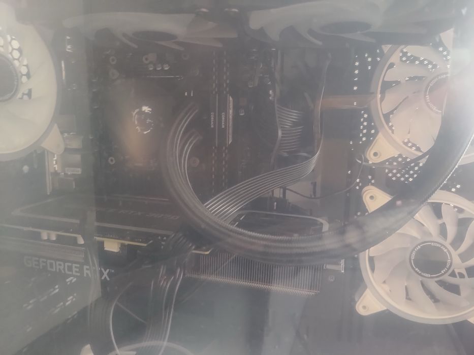 Sprzedam  komputer gamingowy i511400f rtx 3070