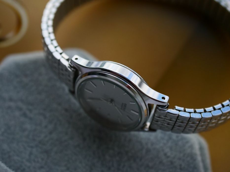 Seiko quartz damski zegarek japonski używany oryginalny ładny stan