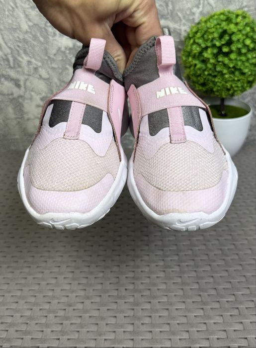 Nike Flex Runner кроссовки 33 размер детские беговые розовые