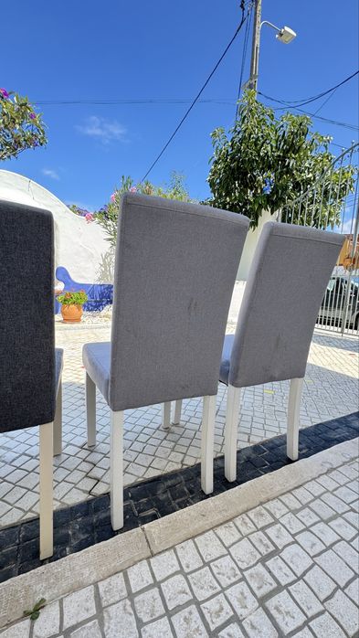 Cadeiras Cinza