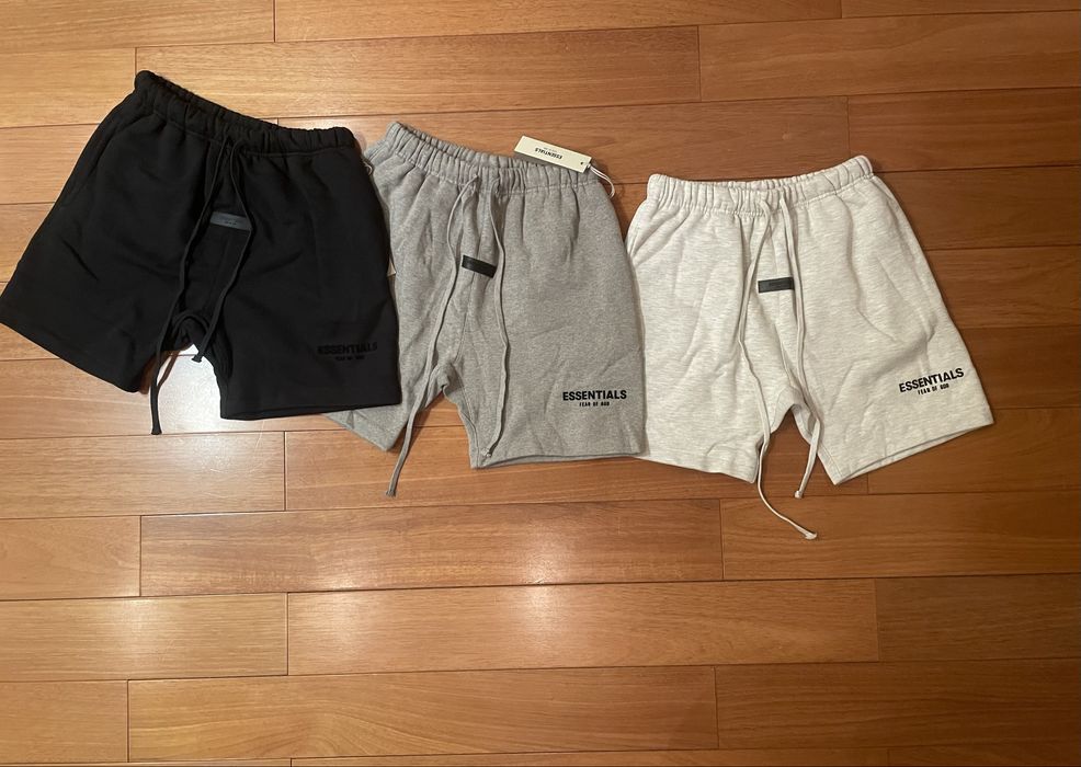 Шорти Essentials