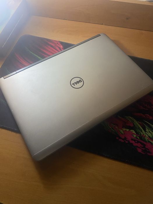 Ноутбук Dell latitude E7440