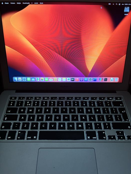 Portatil macbook Air 13” - 2017