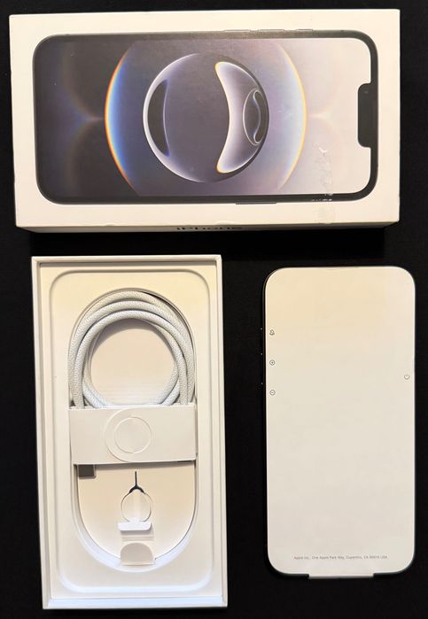 iPhone 16e (128 GB - preto)- novo, 3 anos de garantia
