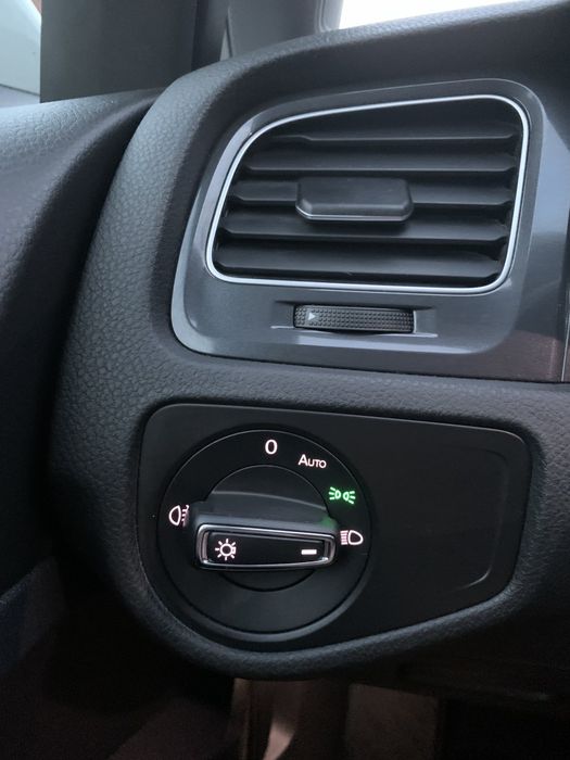 Volkswagen e-Golf 2017 року.Електро 36kw