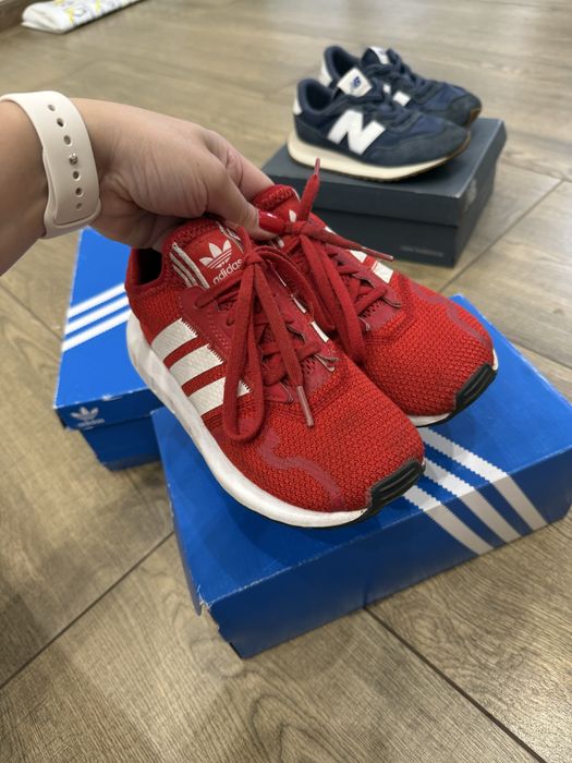 Дитячі кросівки adidas 31-32