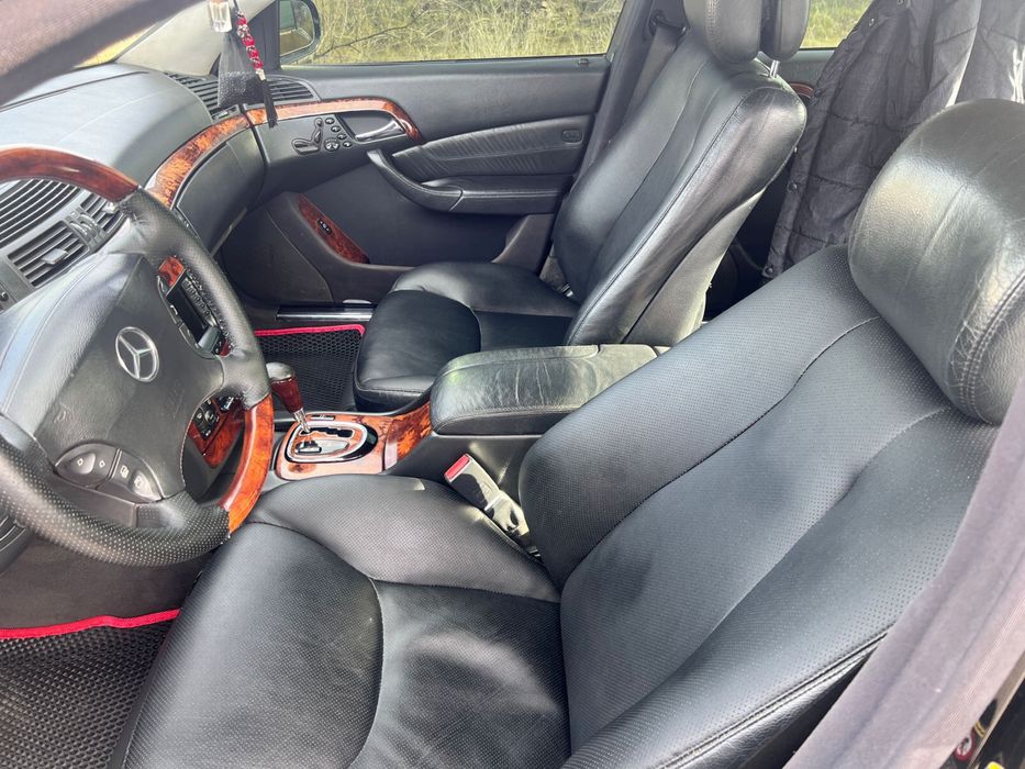 Продам  мерседес 220 возможен обмен