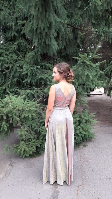 Вечернее платье
