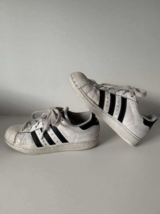 adidas SuperStar