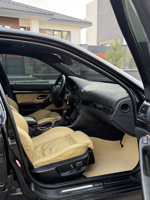 BMW E39 530д автомат