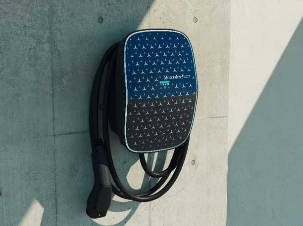 WallBox Mercedes-Benz Connect 22kW com cabo fixo *NOVA NA CAIXA*