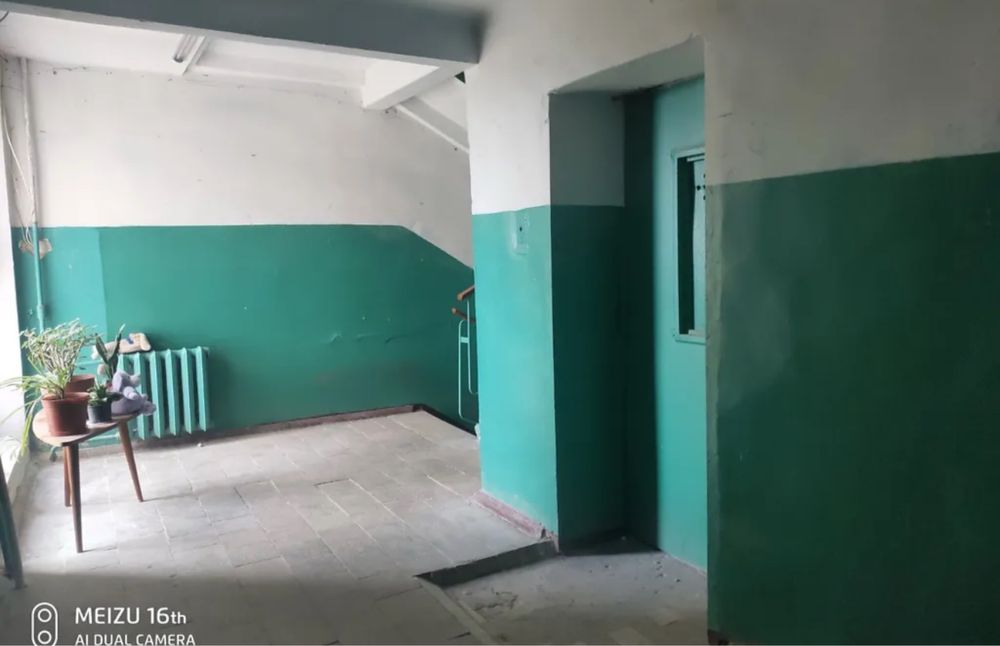 3х к.из.кв. в 3-х мин.от входа в метро 23Августа. 76м2. Старт-62999$