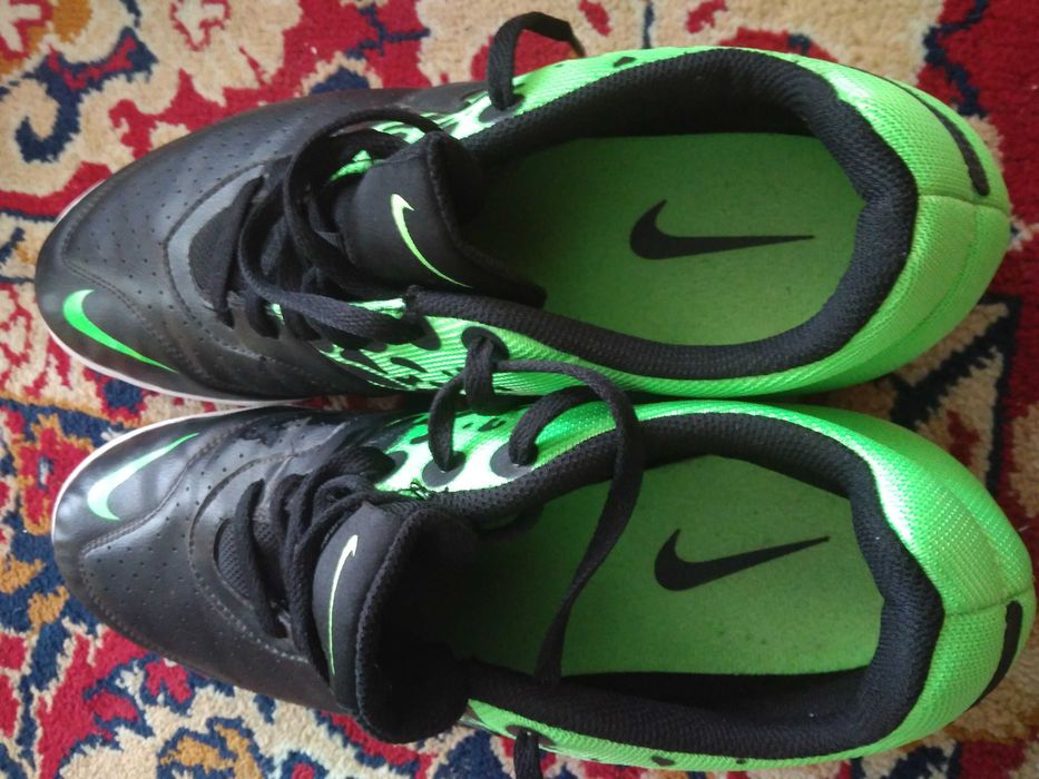 Buty NIKE halowe