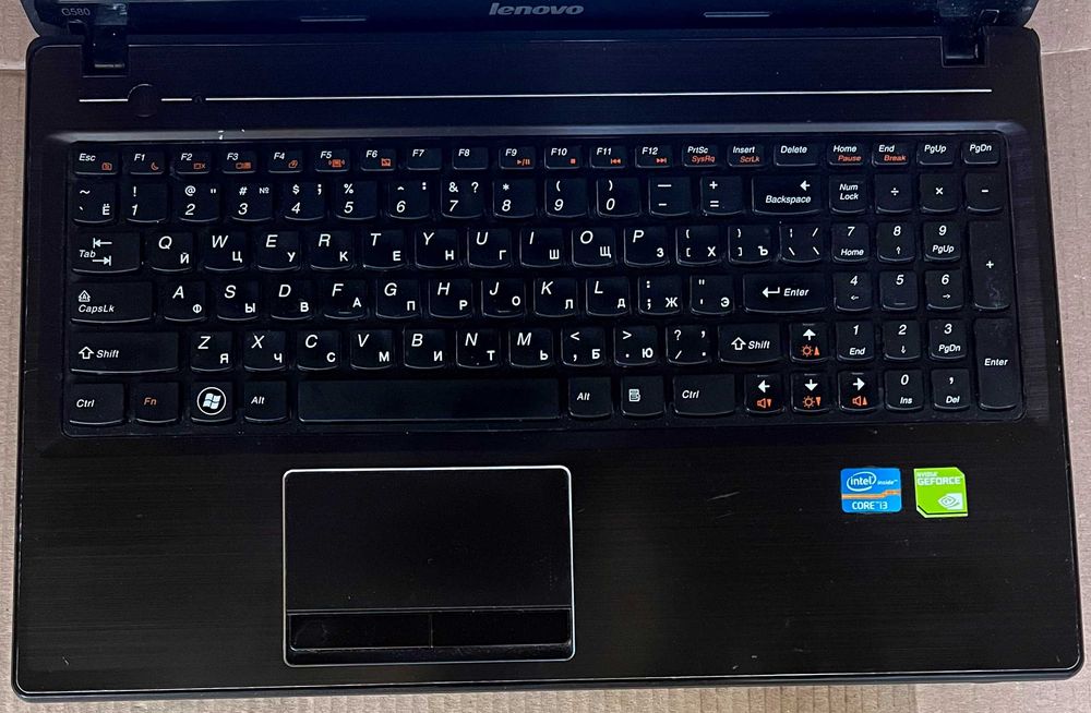 Ігровий Ноутбук Lenovo G580 i3-2348M RAM 8Gb HDD 500Gb GeForce GT 635M 2Gb