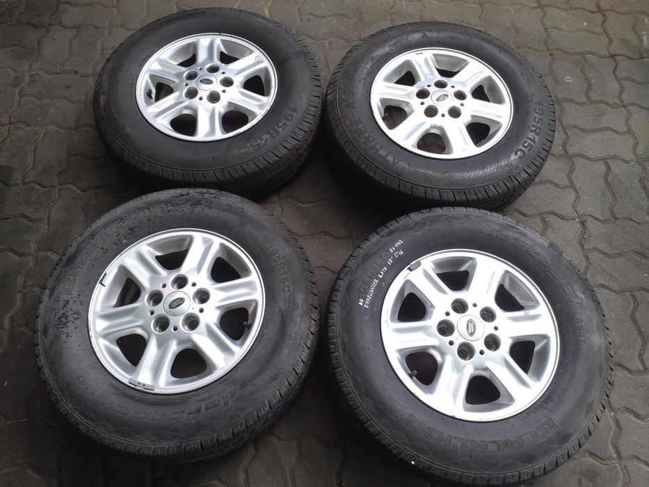 Jantes Land Rover R15 Com Pneus 195/15C Furação 5X114.3