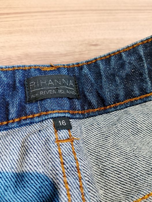 Granatowe Damskie Spodnie Jeansowe  Boyfriend Rihanna For River Island