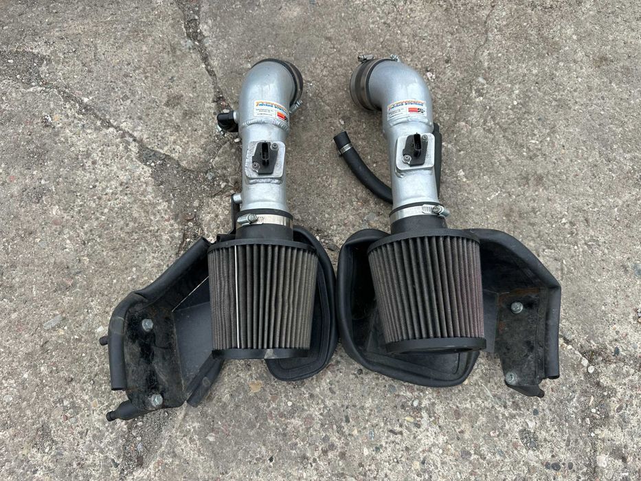 Doloty powietrza K&N Typhoon Nissan 370z