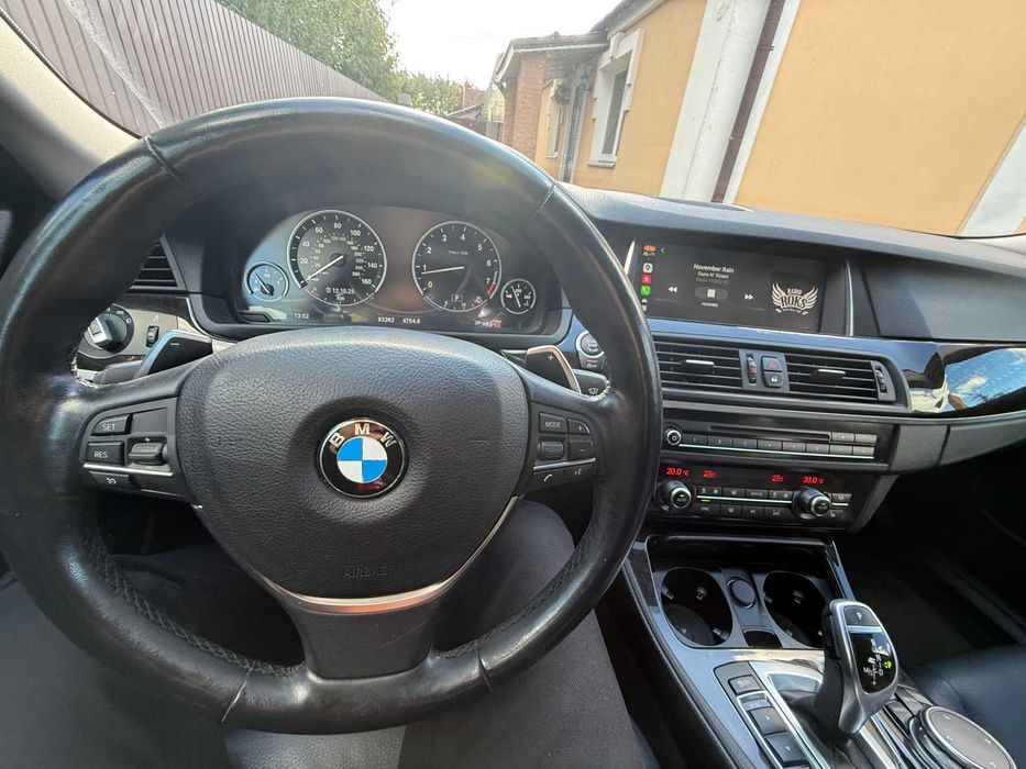 BMW F10 528i xDrive 2016