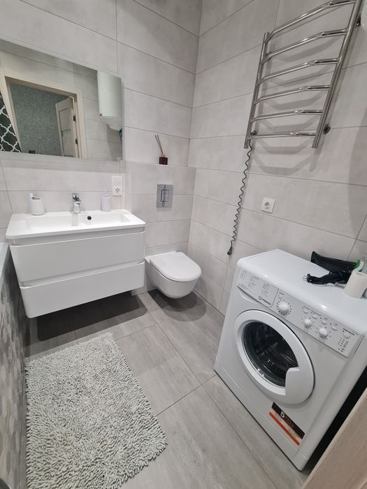 Подобово квартира студія Варшавський Виноградар Посуточно Варшавский