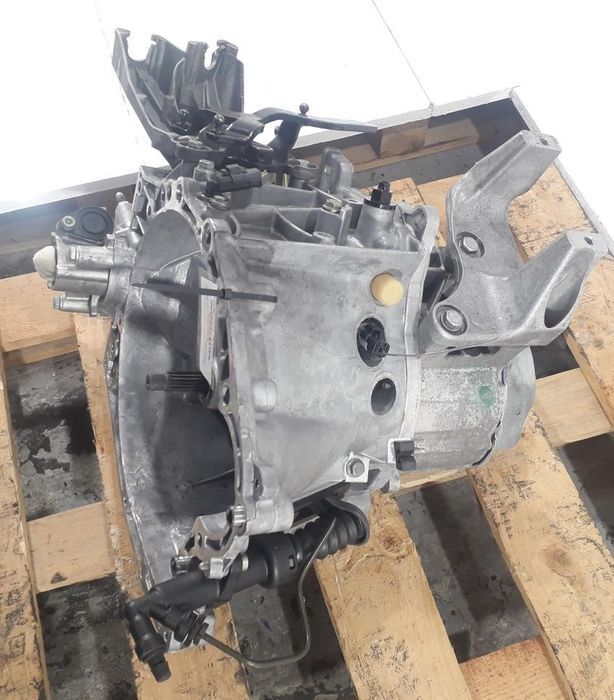 Caixa Velocidades Citroen 2.0I Refª: 20Dm66