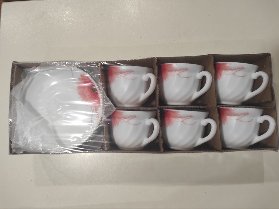 Чайный сервиз на 6 персон