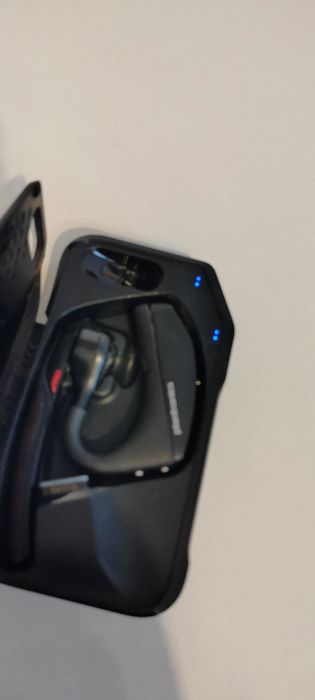 Profesjonalna słuchawka Plantronics Voyager 5200 UC + Etui + Adapter B