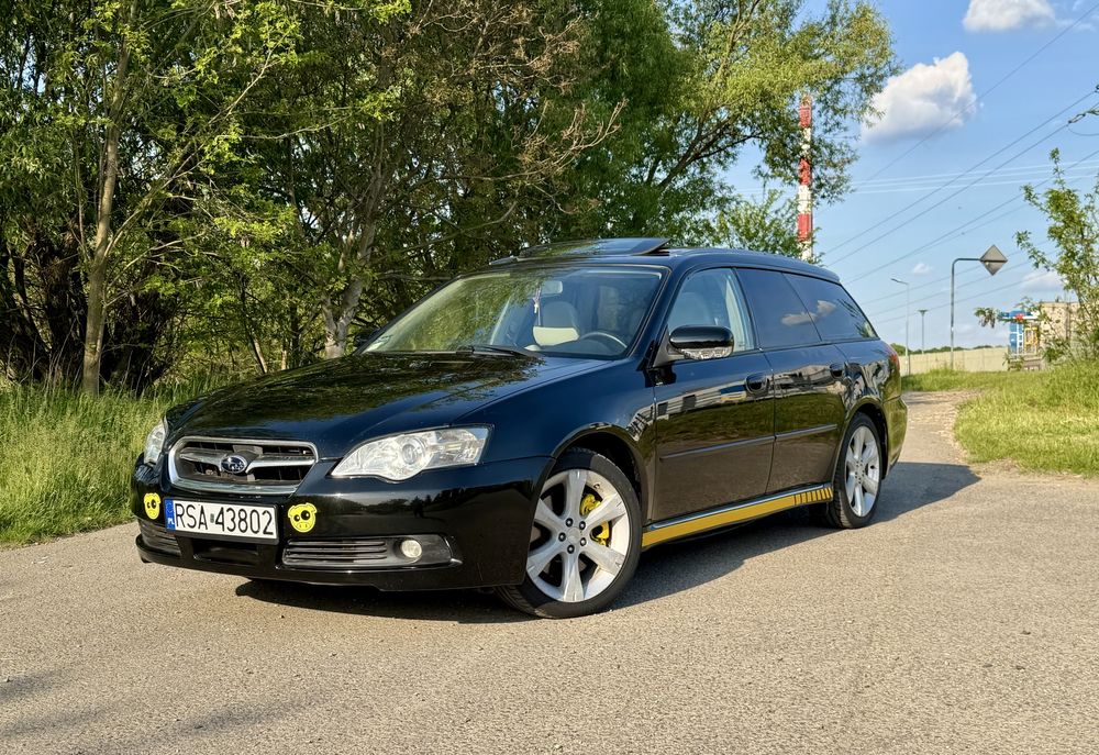 Subaru Legacy.