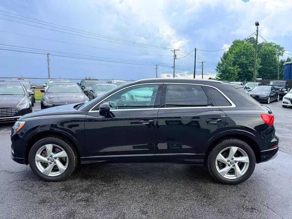 Audi Q3      2019