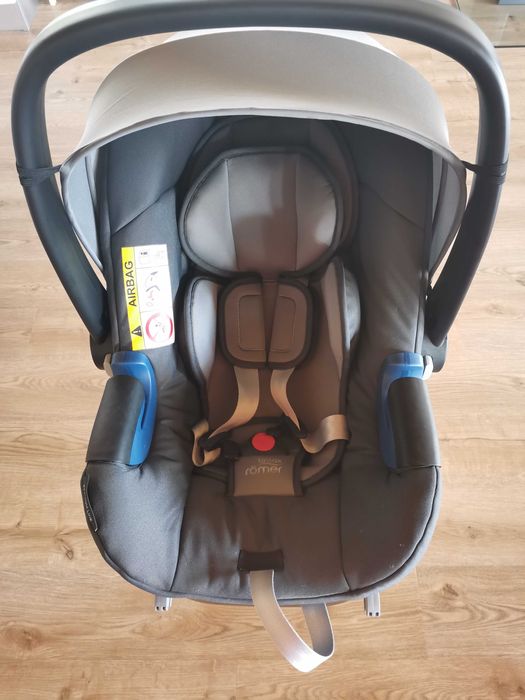 OVO, CARRINHO e ISOFIX Britax Romer em óptimo estado