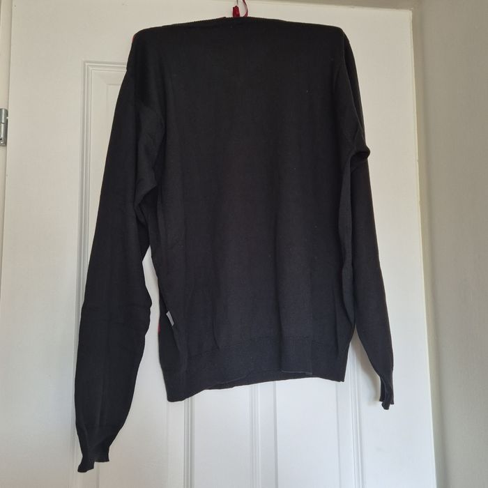 Sweter męski czarny w czerwone romby