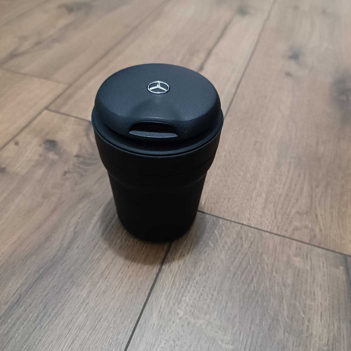 Popielniczka Marcedes