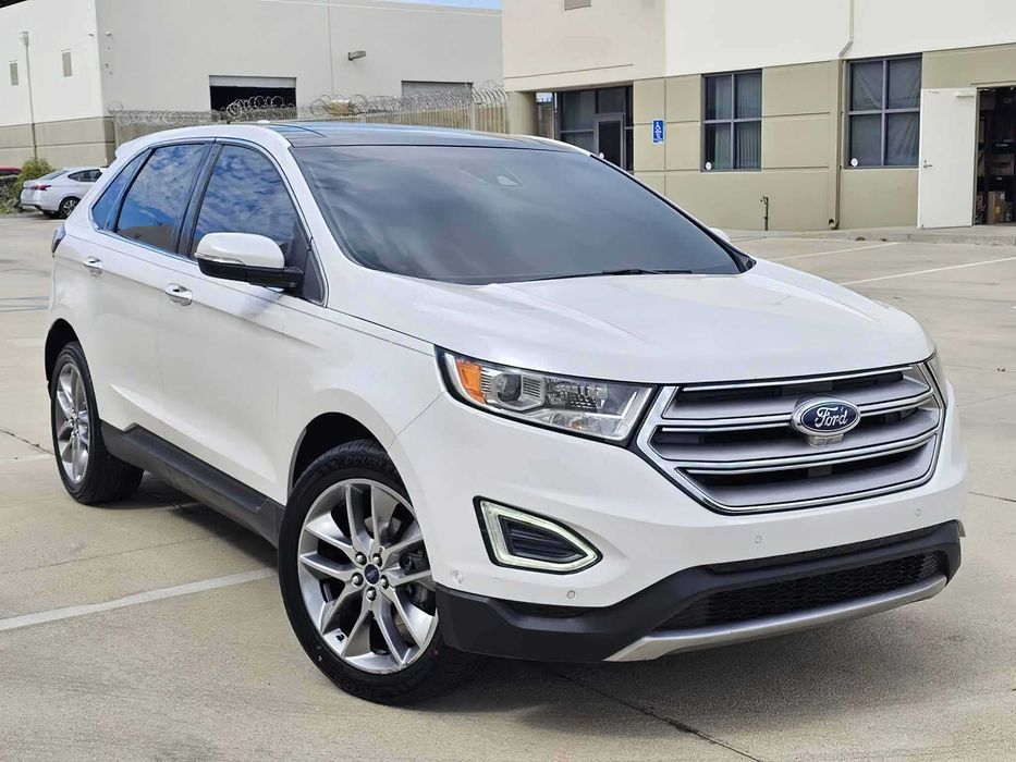 Ford Edge      2016