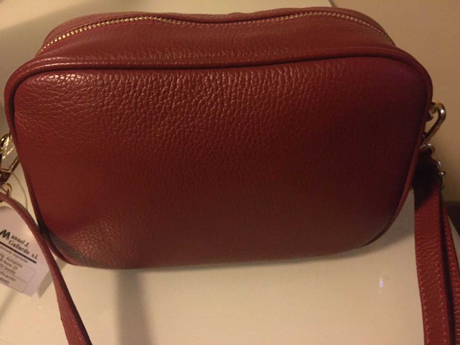 Mala Tiracolo de Senhora- NOVA com Etiqueta