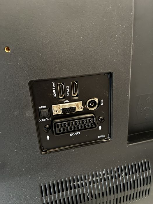 Telewizor marki JVC model LT-32VH30K