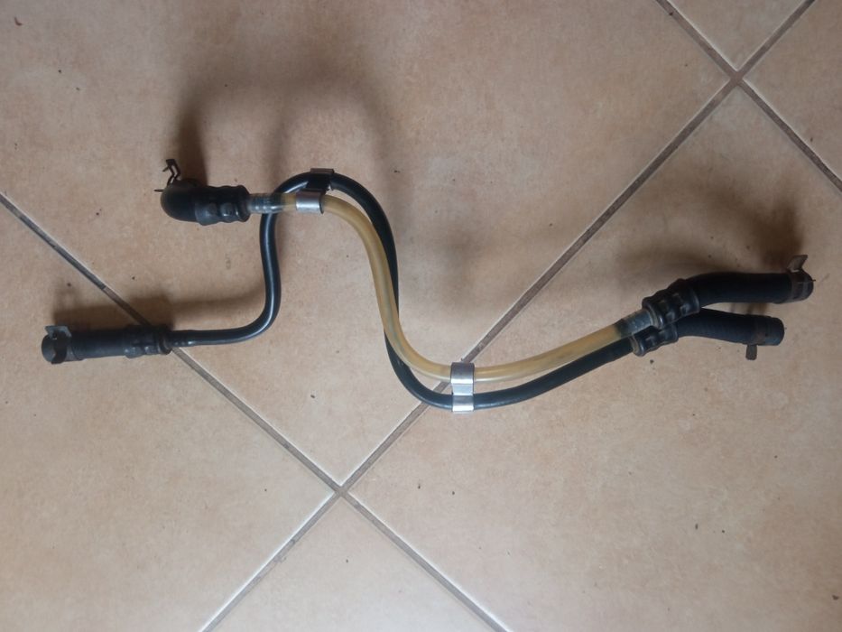 Паливні трубки, шланги Шкода Октавія Тур