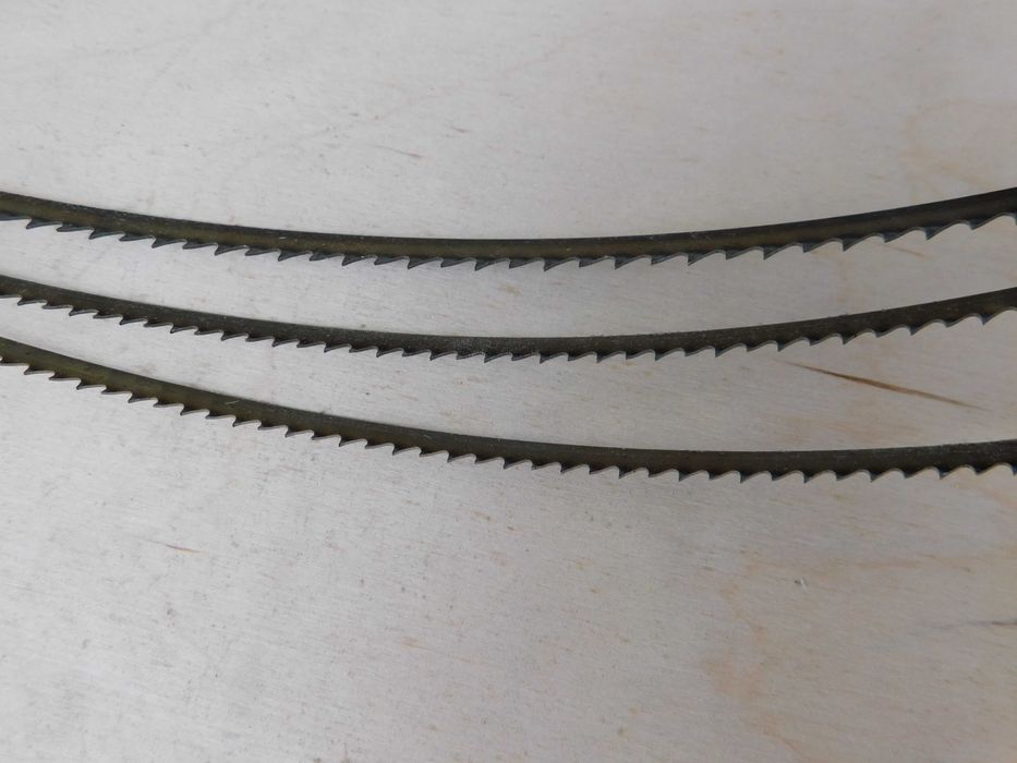 Piła taśmowa do drewna stolarska modelarska 1790x12X0,55X4z