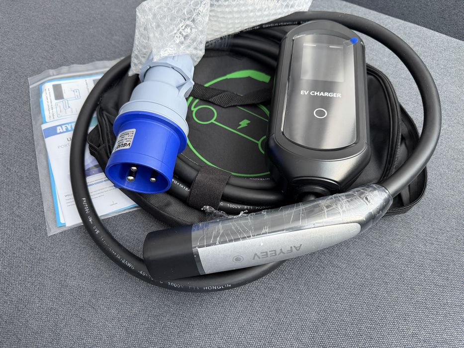 Зарядний пристрій Тесла nacs evcharger 32 ампер 7квт зарядка кабель перехідник