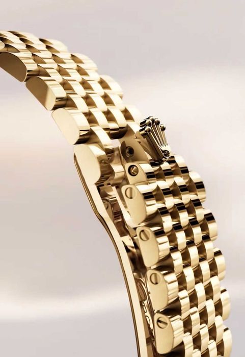 ROLEX 1908 39 MM 52508 - Biała tarcza / Żółte złoto / Złota bransoleta
