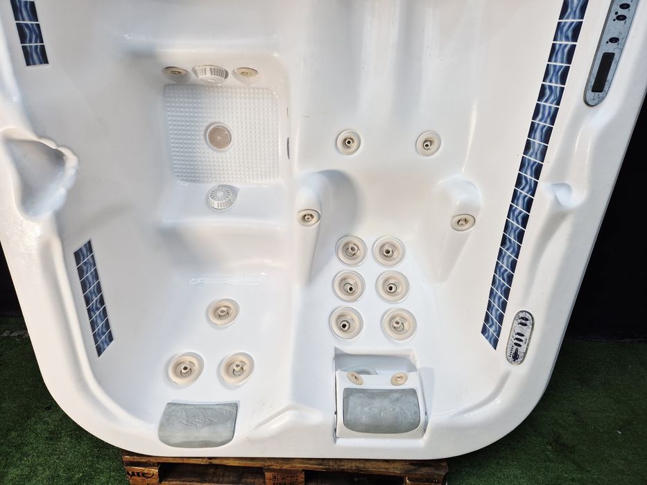 Jacuzzi ogrodowe używane 3️⃣ osobowe Dimension One