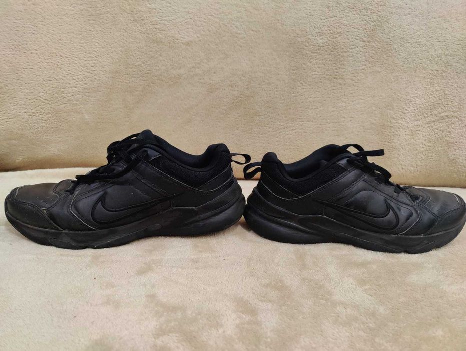 Nike Defy All Day  em estado praticamente novo, tam. 42