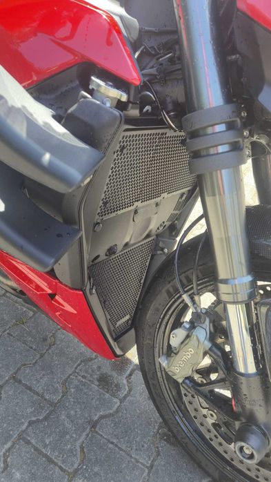 Ducati Streetfighter V2 === Extras em Carbono === Ver Descrição!!!